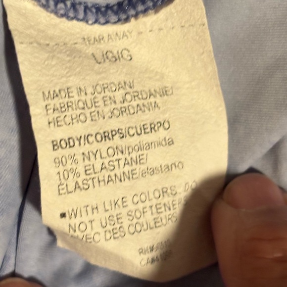 Under Armor Women’s Tie-Dye Work Out Shirt Size Large - Picture 3 of 4